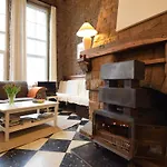 Charming House, Perfect For Family Holidays ארזי