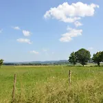 בית נופש Charming House, Perfect For Family Holidays ארזי